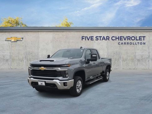 Certified 2025 Chevrolet Silverado 2500 LT w/ Convenience Package image 3