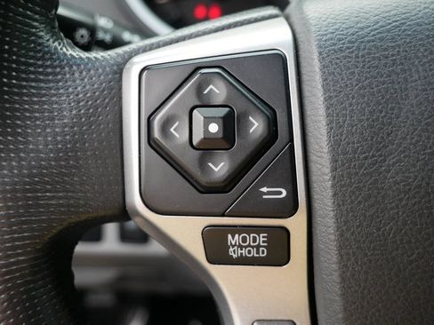 Used 2015 Toyota Tacoma 4x4 Double Cab w/ TRD Sport Package image 19