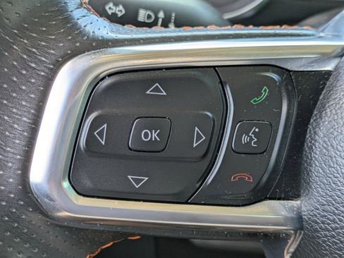 Used 2022 Jeep Gladiator Mojave w/ Trailer Tow Package image 19