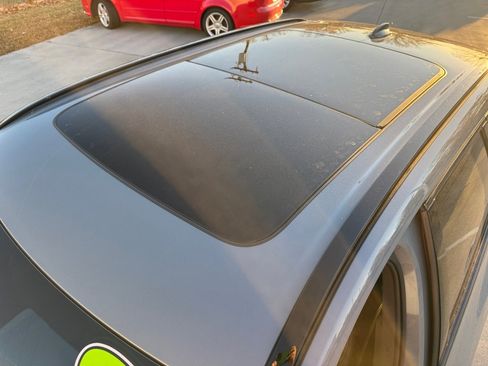 Certified 2024 Volvo XC60 B5 Plus w/ Climate Package image 21