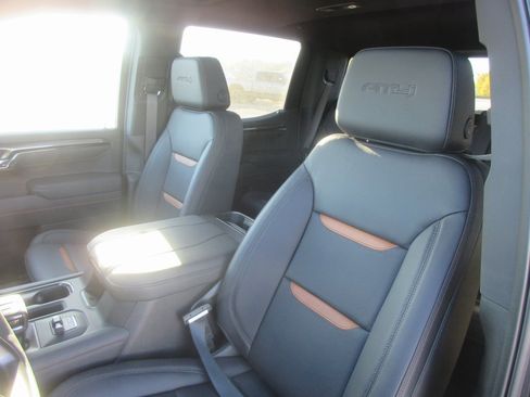 New 2026 GMC Sierra 1500 AT4 w/ AT4 Premium Package image 16