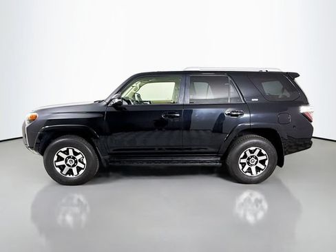 Used 2016 Toyota 4Runner SR5 Premium AWD/4WD image 4
