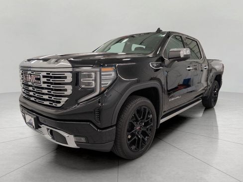 Used 2023 GMC Sierra 1500 Denali w/ Denali Reserve Package AWD/4WD image 12
