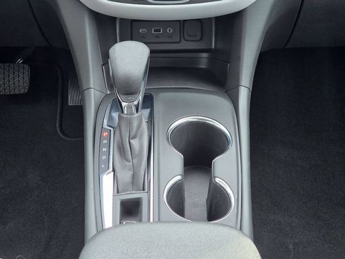 Used 2024 Chevrolet Equinox LS w/ LS Convenience Package FWD image 21