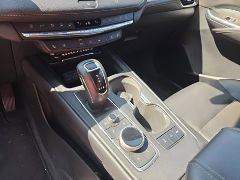 Used 2019 Cadillac XT4 Premium Luxury image 21