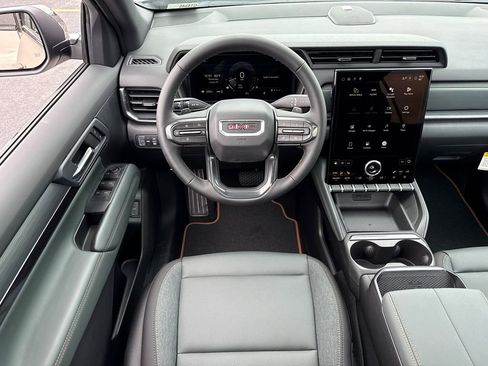 New 2026 GMC Terrain AT4 AWD/4WD image 29