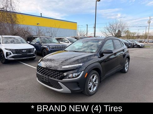 Certified 2023 Hyundai Kona SEL w/ Convenience Package AWD/4WD image 7