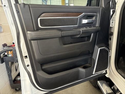 Used 2022 RAM 2500 Laramie image 13