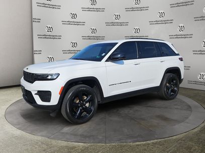 Used 2024 Jeep Grand Cherokee Altitude