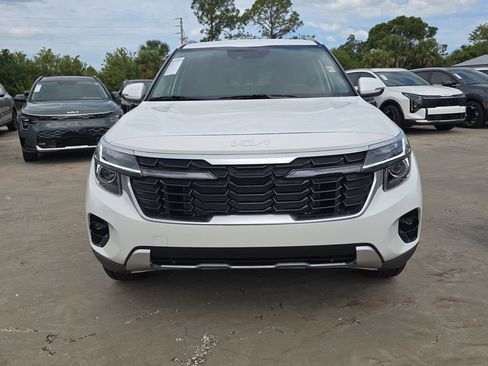 New 2026 Kia Seltos EX FWD image 3