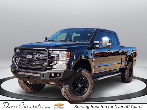 Used 2020 Ford F250 XLT w/ XLT Premium Package image 1