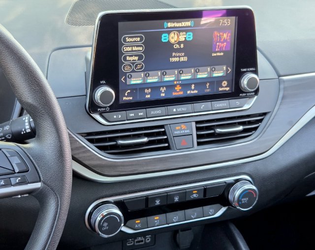 Certified 2025 Nissan Altima 2.5 SV FWD image 20