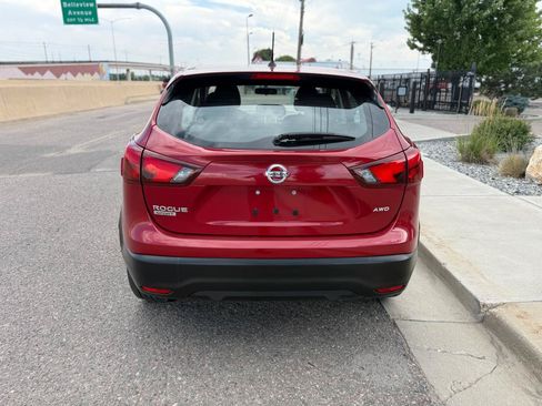 Used 2018 Nissan Rogue Sport S w/ S Appearance Package AWD/4WD image 3