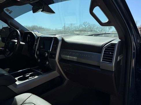 Used 2017 Ford F250 King Ranch w/ King Ranch Ultimate Package image 14