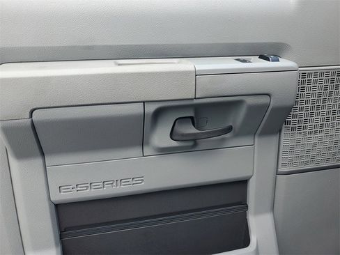 Used 2024 Ford E-350 and Econoline 350 Super Duty w/ Driver's Safety Package image 12