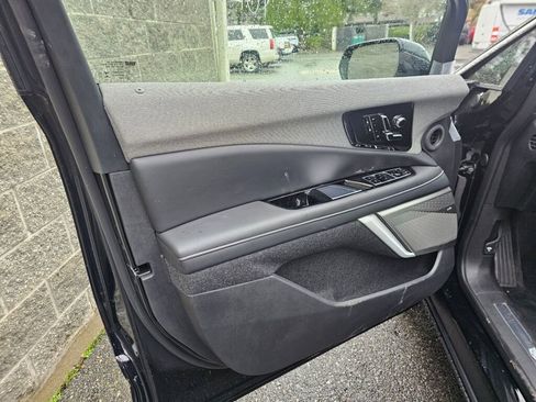 New 2026 Cadillac Optiq Luxury 1 image 26