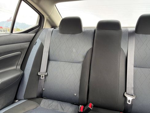 Used 2025 Nissan Versa SV FWD image 37