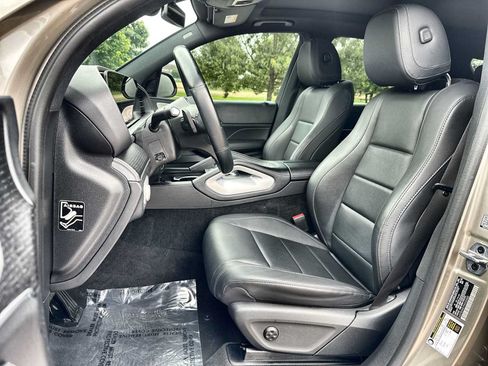 Used 2023 Mercedes-Benz GLE 450 4MATIC image 3