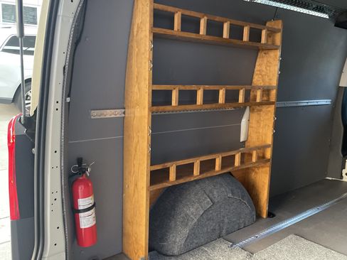 Used 2023 Mercedes-Benz Metris image 11