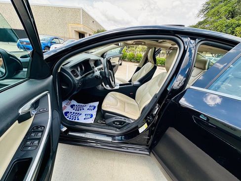 Used 2013 Volvo S60 T5 image 11