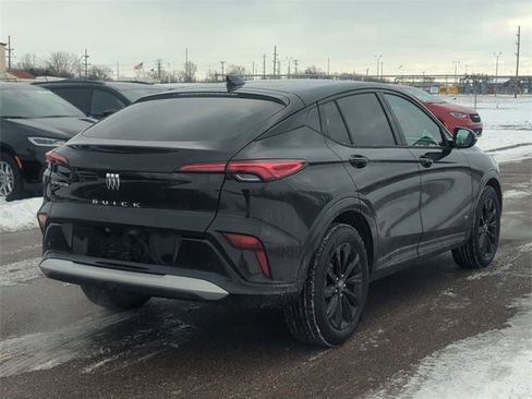 Used 2025 Buick Envista Sport Touring w/ Convenience I Package image 3