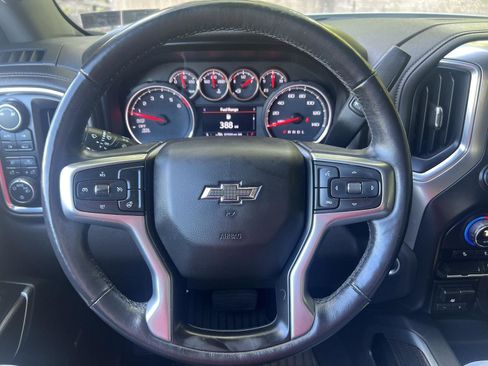 Used 2019 Chevrolet Silverado 1500 RST image 12