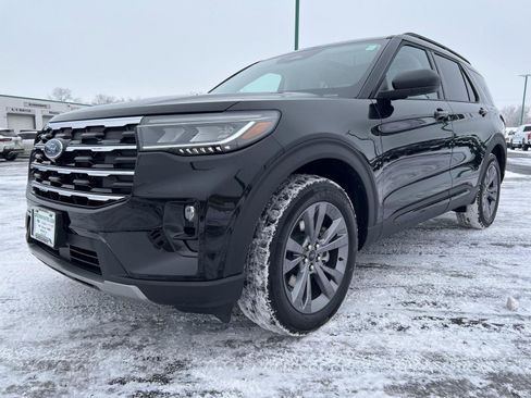 New 2026 Ford Explorer Active w/ Active Comfort Package image 12