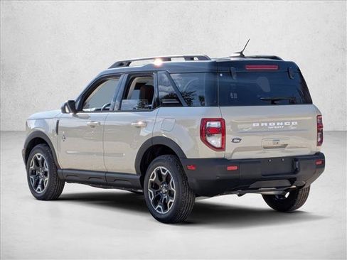New 2025 Ford Bronco Sport Outer Banks image 9