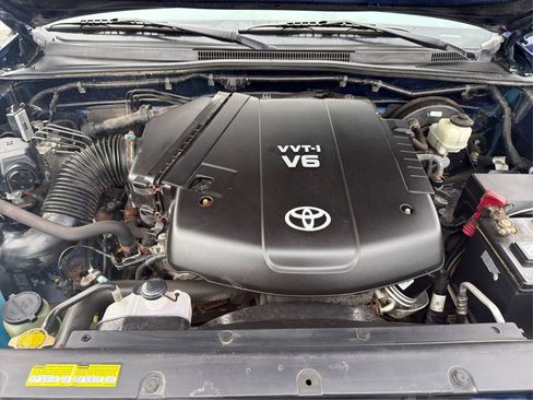 Used 2014 Toyota Tacoma Pickup 4D 6 ft w/ SR5 Package image 11