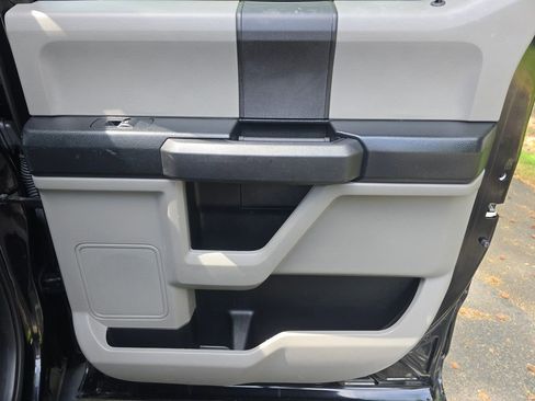 Used 2018 Ford F150 XL w/ Equipment Group 101A Mid AWD/4WD image 23