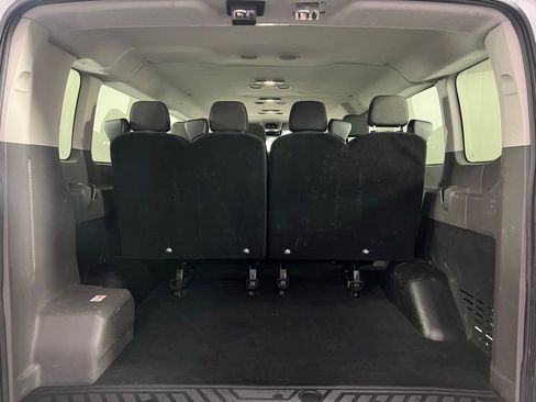 Used 2023 Ford Transit 350 XLT image 25