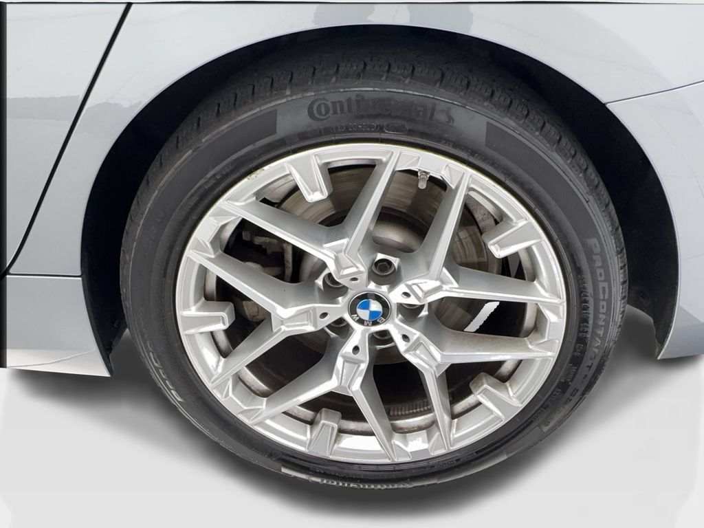 Used 2026 BMW 330i xDrive Sedan AWD/4WD image 13