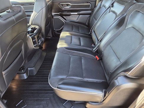 Used 2019 RAM 1500 Laramie image 17