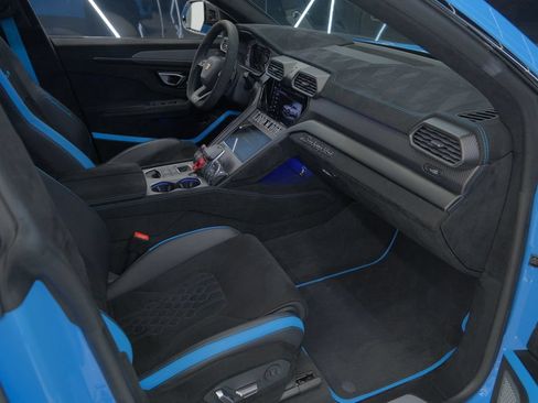 Used 2024 Lamborghini Urus Performante AWD/4WD image 43