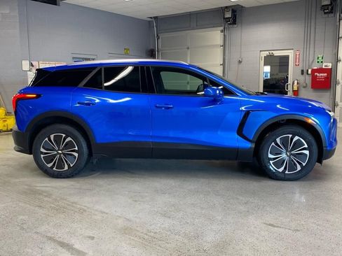 New 2025 Chevrolet Blazer EV LT image 10