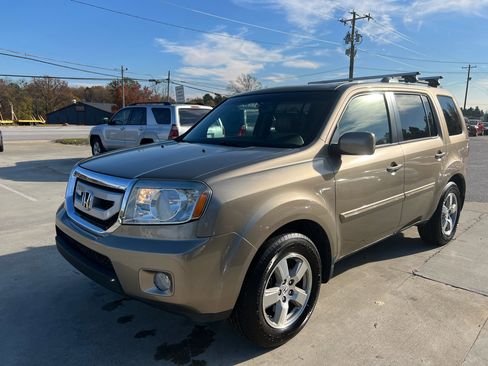 Used 2011 Honda Pilot EX-L image 2