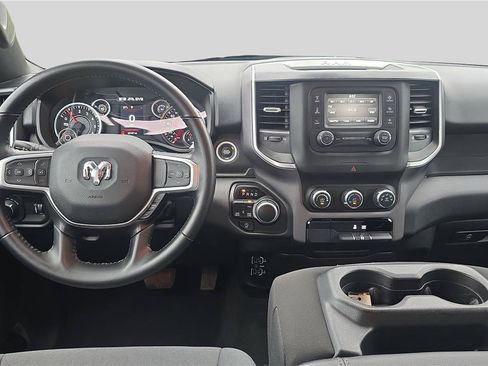 Used 2023 RAM 1500 Big Horn AWD/4WD image 10