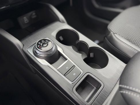 New 2025 Ford Escape SE image 20