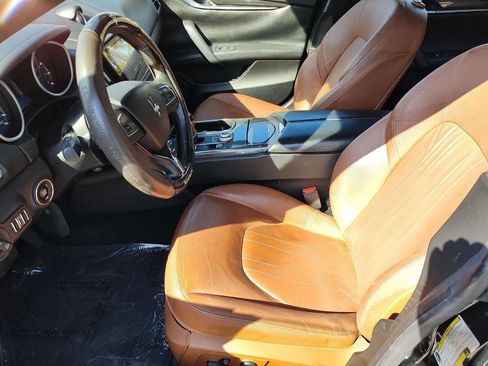 Used 2018 Maserati Ghibli image 20