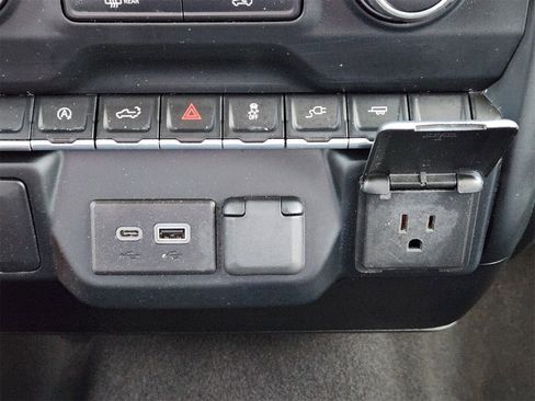 Used 2022 Chevrolet Silverado 1500 Custom image 27