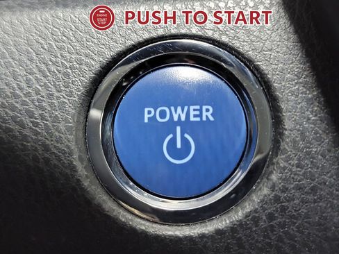 Used 2020 Toyota Camry XLE image 20