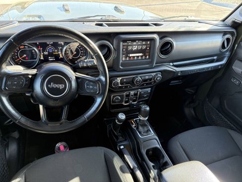 Used 2021 Jeep Wrangler Unlimited Sport image 13