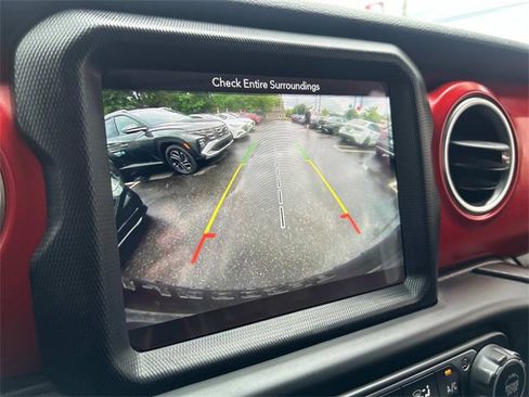 Used 2018 Jeep Wrangler Unlimited Rubicon image 17