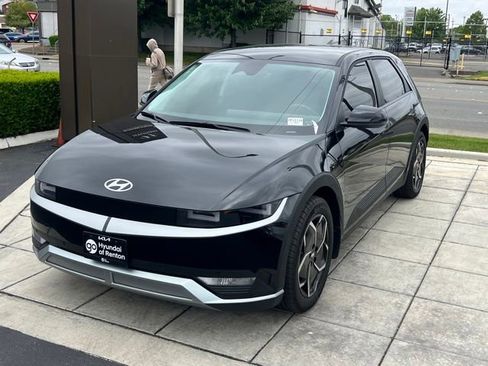 Certified 2024 Hyundai Ioniq 5 SEL AWD/4WD image 3