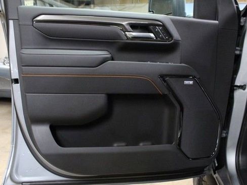 New 2026 GMC Sierra 2500 AT4 w/ AT4 Premium Plus Package image 17