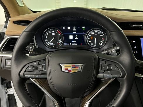 Certified 2024 Cadillac XT6 Sport w/ Platinum Package image 15