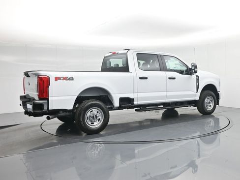 New 2026 Ford F250 XL w/ FX4 Off-Road Package image 28