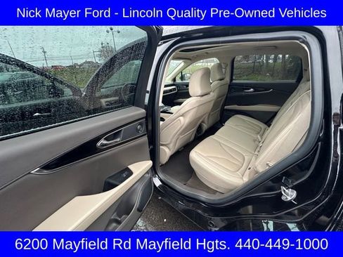 Used 2021 Lincoln Nautilus Reserve w/ Equipment Group 201A image 11