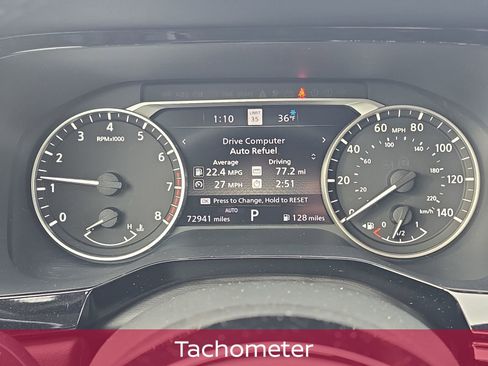 Used 2022 Nissan Pathfinder SL image 17