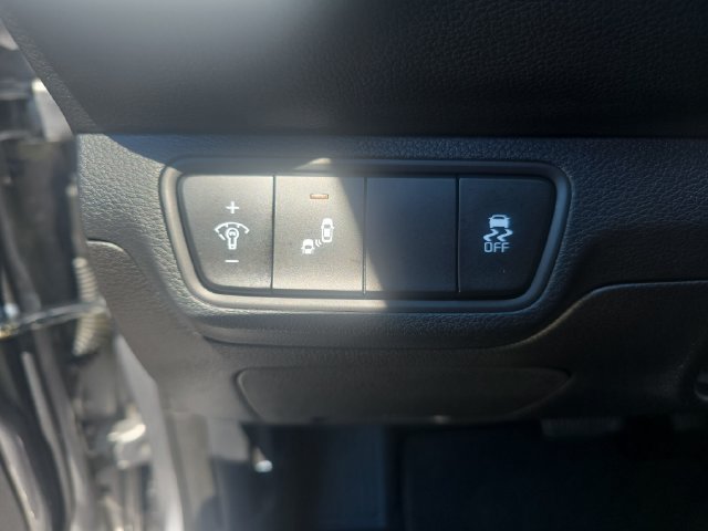 Used 2024 Kia Forte LXS w/ LXS Technology Package FWD image 24